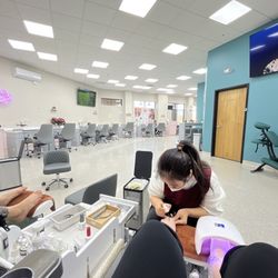 Cozy Nail - Nail Salon