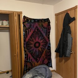 Discontent - Closet
