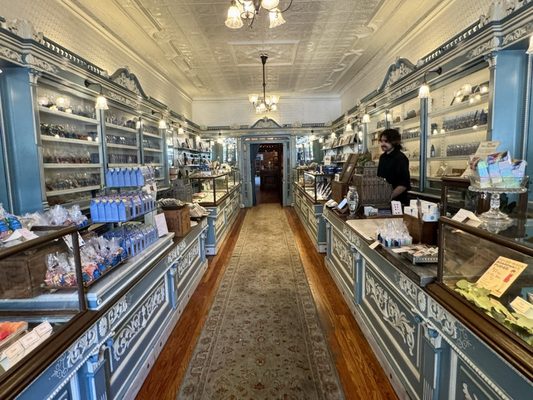 Shane Confectionery by null