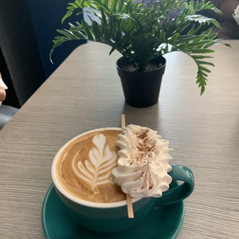 Black Pepper Bistro & Bar - El Frise (capuchino). - Breakfast & Brunch Near Me - Hatillo, Puerto Rico
