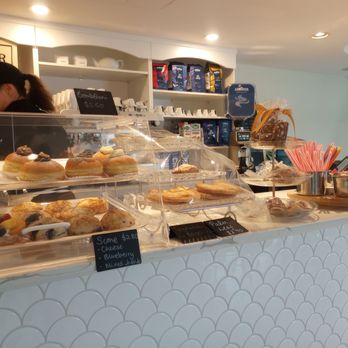 Dolci Sapori - Inside the bakery - Bakeries Near Me - Ottawa, Ontario