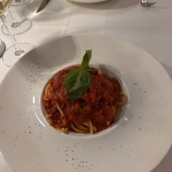 Bucatini - Bucatini with marinara - Italian Near Me - New York, New York
