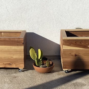 Ariel Designs & Handyman Services - Planters - Handyman Near Me