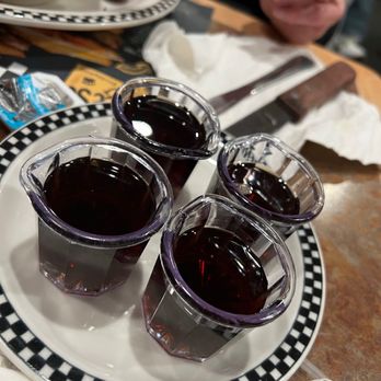 Black Bear Diner Aurora - Diners Near Me - Aurora, Colorado