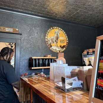 Bain Barbecue - Barbeque Near Me - Memphis, Tennessee
