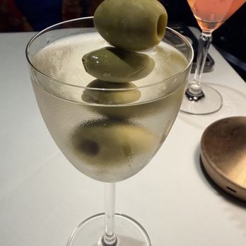 Black+Blue Vancouver - Dirty Martini w Grey Goose - Steakhouses Near Me - Vancouver, British Columbia