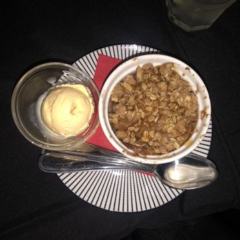 Lincoln House - Apple cobbler - American Near Me - Covina, California Lincoln House - Apple cobbler - American Near Me - Covina, California