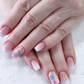 Crystal's Nails & Spa - Sandy just made my Day with a of beautiful Spring flowers Ombré Nails.  She alway does great work.  Thank you - Nail Salons Near Me - Lakeside, California