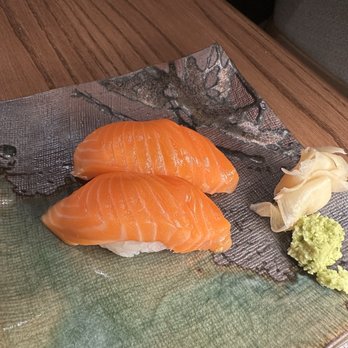 Miru - Sake nigiri - Japanese Near Me - Chicago, Illinois Miru - Sake nigiri - Japanese Near Me - Chicago, Illinois