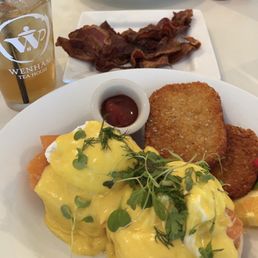Eggs Benedict, Hash-browns, Extra Crispy Bacon