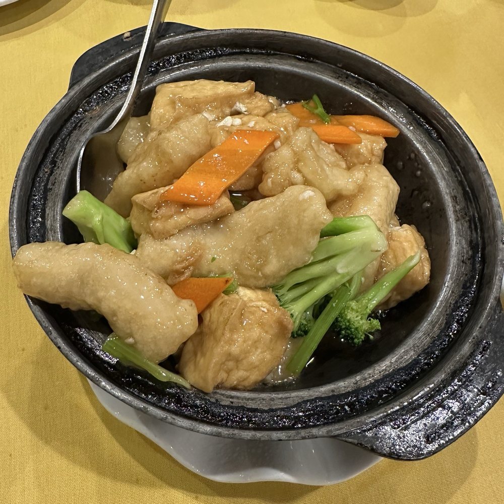 Secret Kitchen - Grouper Fillet w. Tofu Casserole - Cantonese Near Me - Flushing, New York Secret Kitchen - Grouper Fillet w. Tofu Casserole - Cantonese Near Me - Flushing, New York