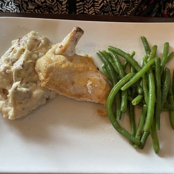Bold American Fare - Amish Chicken. Flavorful, tender and tasty... reported by my wife - Steakhouses Near Me - Algonquin, Illinois