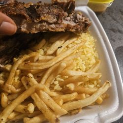 Stephanie's BBQ - A player of rice and fries.... make it make sense