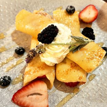 SixtyTwo MarcKet - Sweet crepe, beautifully plated - New American Near Me - Wailuku, Hawaii