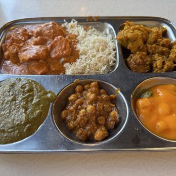 Saffron Indian Bistro - Buffet items! - Indian Near Me - Oro Valley, Arizona Saffron Indian Bistro - Buffet items! - Indian Near Me - Oro Valley, Arizona