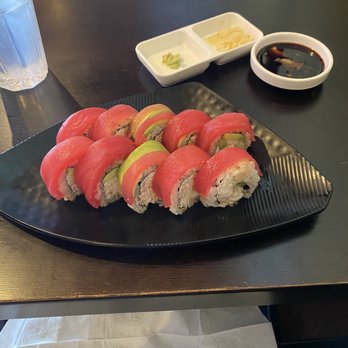 Sake Sushi - Hawaiian Roll - Sushi Bars Near Me - Wildomar, California Sake Sushi - Hawaiian Roll - Sushi Bars Near Me - Wildomar, California