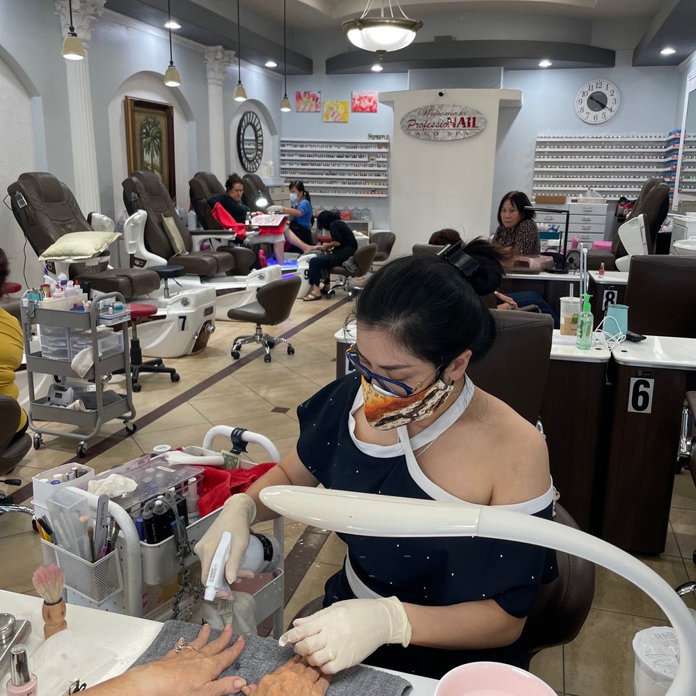 Professional Nails and Spa - My mom love Hanna! - Day Spas Near Me - San Clemente, California Professional Nails and Spa - My mom love Hanna! - Day Spas Near Me - San Clemente, California