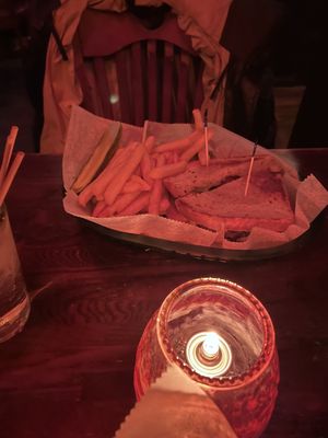 Freddy's Bar by null