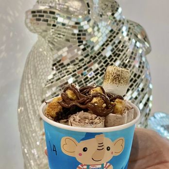 ICICLES - Ferrarii Ice Cream Rolls with Cheesecake Bites, Freshly Roasted Marshmallow and Hazelnut Drizzle - Ice Cream & Frozen Yogurt Near Me - Cupertino, California