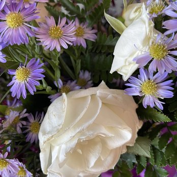 Flowers & Things - Dead white roses - Florists Near Me - Rio Rancho, New Mexico