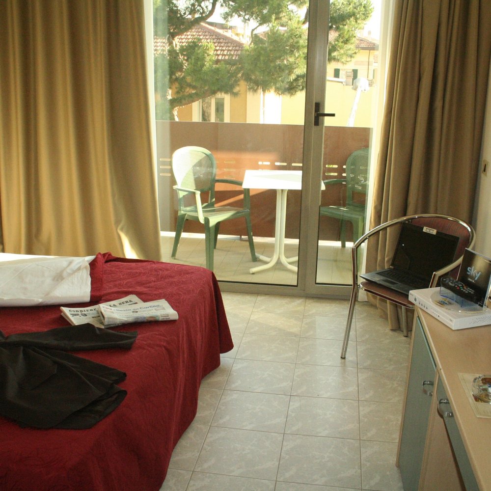 THE BEST 10 COURIERS \u0026 DELIVERY SERVICES near MAROTTA, PESARO E URBINO,  ITALY - Updated 2026 - Hours - Yelp, image size:1000x1000