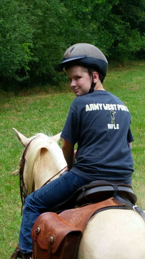 A Tennessee Dude & Guest Ranch - equestrian in Dunlap, TN