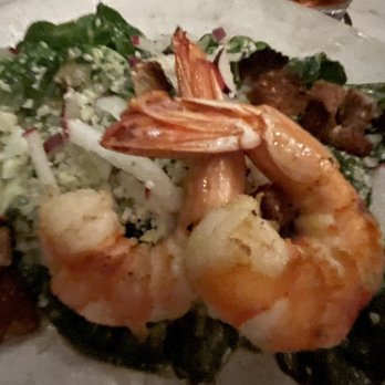 Honu Oceanside - Caesar Salad with shrimp - Seafood Near Me - Lahaina, Hawaii