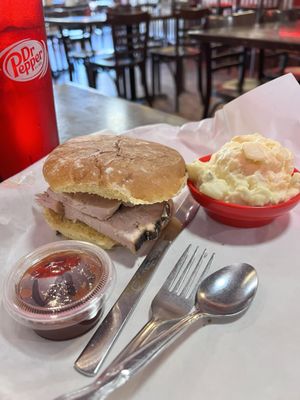 Stan's Bar-B-Q by null