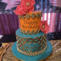 Aunt Gingibread's Bakery - Custom designed cake