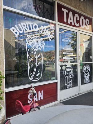 Paco's Tacos by null