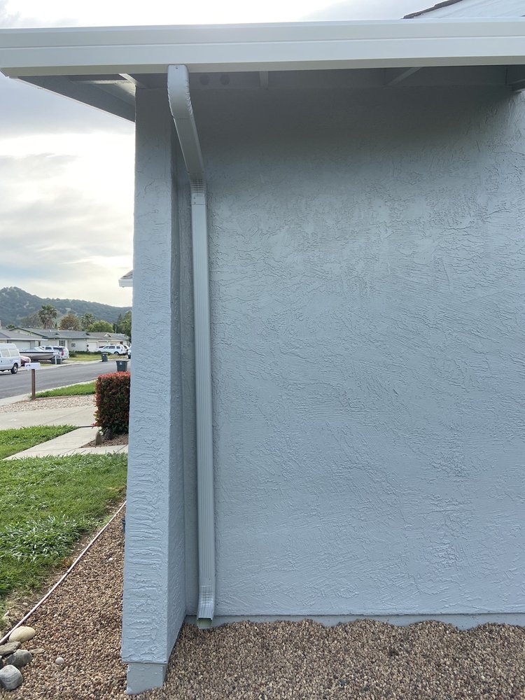 Slide of Solano Seamless