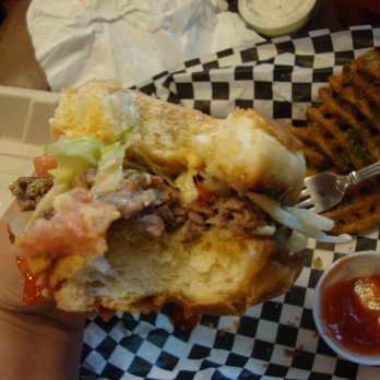 Briskets and Gravy - Ground Brisket Burger - too much bread - Food Trucks Near Me - Fairview, Oregon