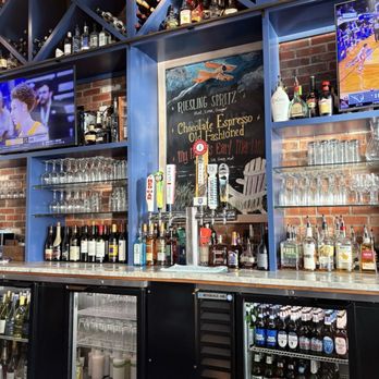 Moonrakers - Nice selection - American Near Me - Beaufort, North Carolina Moonrakers - Nice selection - American Near Me - Beaufort, North Carolina