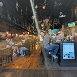 Sportsman's Restaurant & Bar