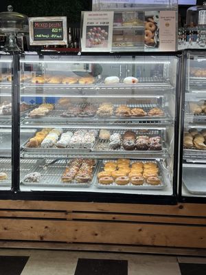 Tonallis Doughnuts & Cream