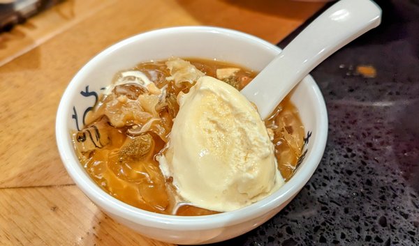 Da Long Yi Hot Pot by null