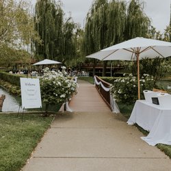 Yin Ranch - Photographer - Tiffany Griffith
florals - Flora Lisa