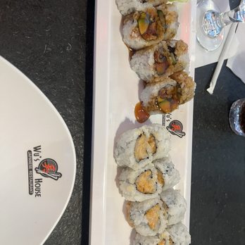 Wu's House - Eel Avocado Roll, Spicy Scallop Roll - Sushi Bars Near Me - Orland Park, Illinois Wu's House - Eel Avocado Roll, Spicy Scallop Roll - Sushi Bars Near Me - Orland Park, Illinois