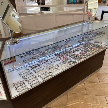 Cohen's Fashion Optical - Optometrists Near Me - Middletown, New York