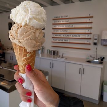 Earnest Ice Cream - Ice Cream & Frozen Yogurt Near Me - Vancouver, British Columbia Earnest Ice Cream - Ice Cream & Frozen Yogurt Near Me - Vancouver, British Columbia