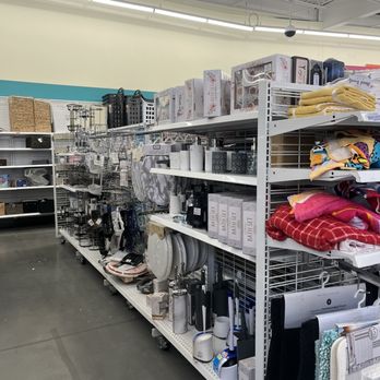 dd's DISCOUNTS - Bathroom supplies - Women's Clothing Near Me - Wilmington, Delaware