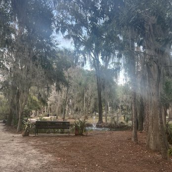 Kraft Azalea Garden - Parks Near Me - Winter Park, Florida
