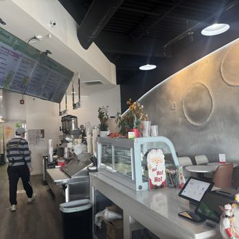Mochi Donut & Tea - Bubble Tea Near Me - Virginia Beach, Virginia