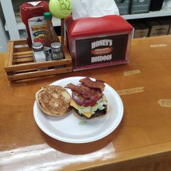 Honey's Hotdogs