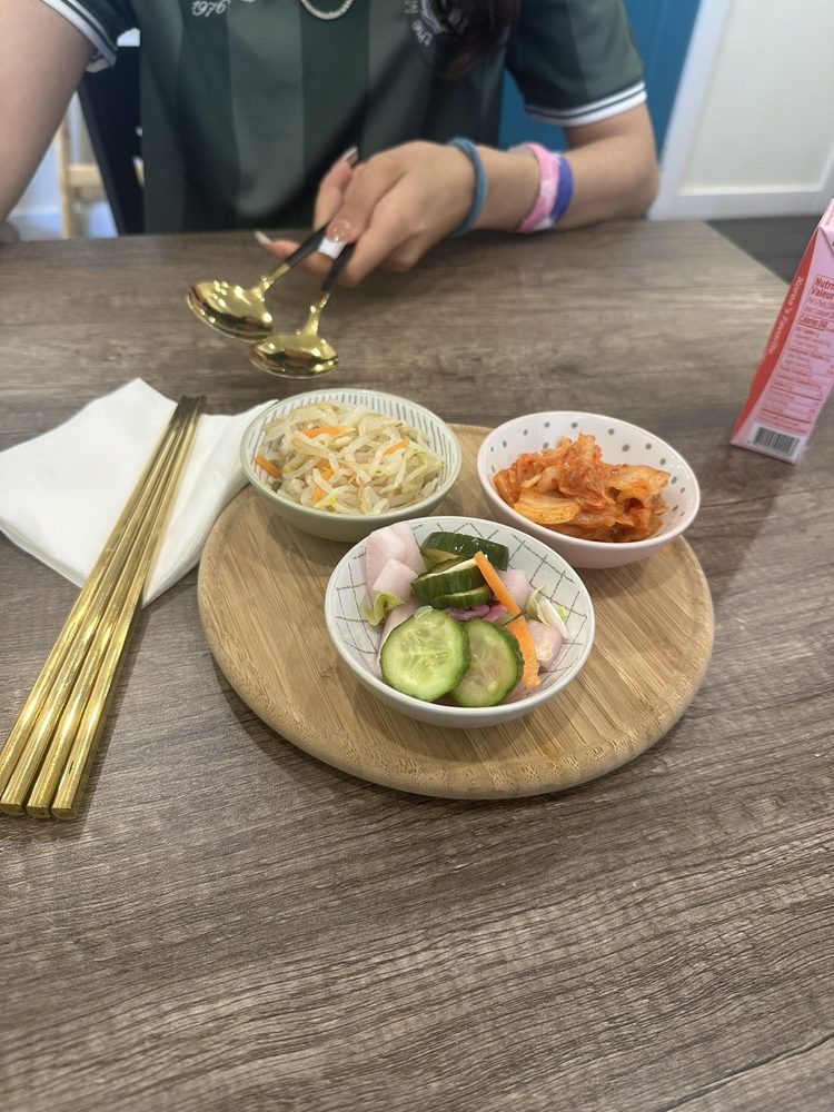 Korean BBQ Restaurant - Photo 3