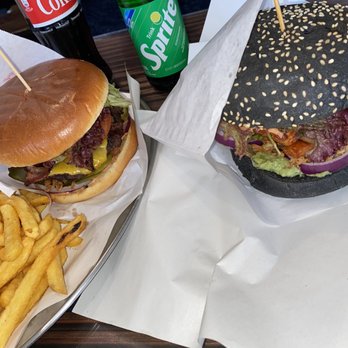 Manhattan Burger - Burgers Near Me - Berlin, BE Manhattan Burger - Burgers Near Me - Berlin, BE