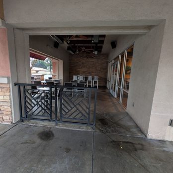 Habit Burger & Grill - Outdoor patio - Burgers Near Me - Norwalk, California Habit Burger & Grill - Outdoor patio - Burgers Near Me - Norwalk, California