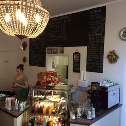 Restaurant Pani Smak - der kleine laden mit aktueller speisekarte