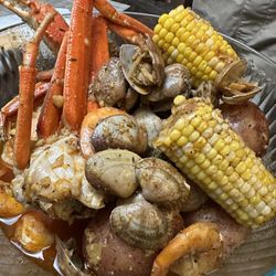 Crazy Crab - Crab legs, shrimp, clams