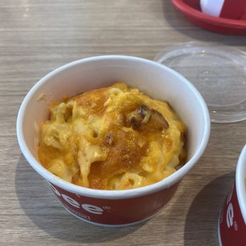 Jollibee - Baked Cheddar Mac N Cheese - Fast Food Near Me - Arlington, Texas
